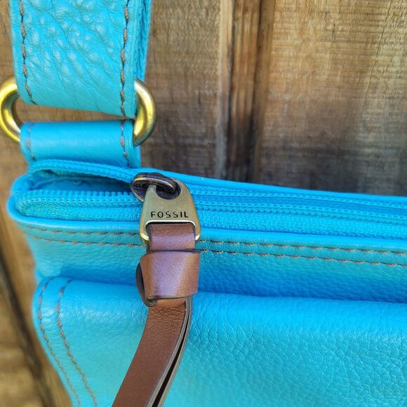 Fossil Morgan Traveler Crossbody Bag Turquoise Pebble Leather - Picture 4 of 16